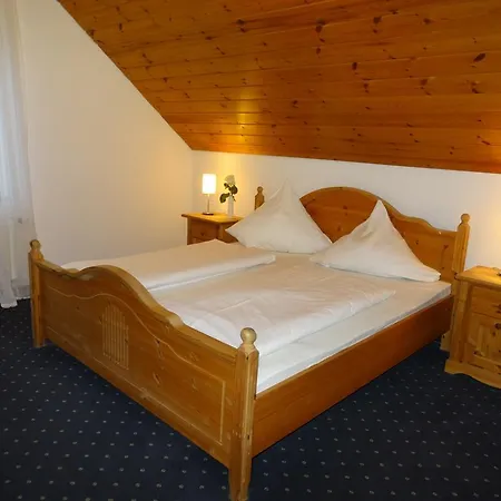 فندق Alte Linde & Restaurant