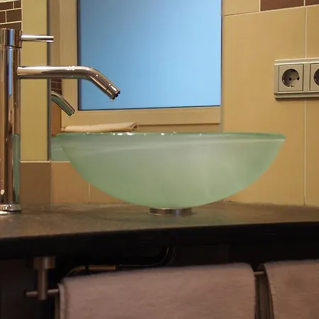 Alte Linde & Restaurant آلين