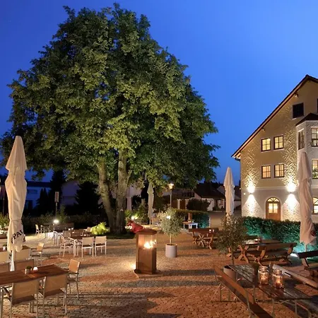 Alte Linde & Restaurant 3* آلين